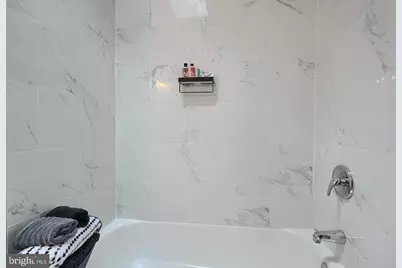 826 N Kenwood Avenue, Baltimore, MD 21205 - Photo 17