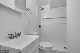 3805 8th St, Baltimore, MD 21225 - Photo 15