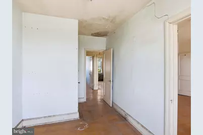 916 E 36th Street, Baltimore, MD 21218 - Photo 25
