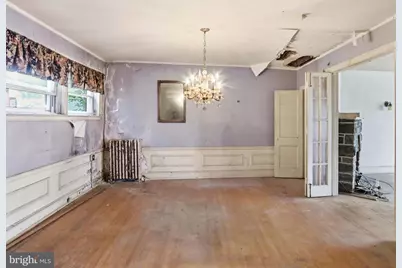 916 E 36th Street, Baltimore, MD 21218 - Photo 17