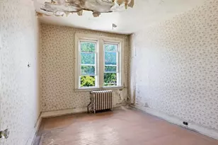 916 E 36th St, Baltimore, MD 21218 - Photo 29