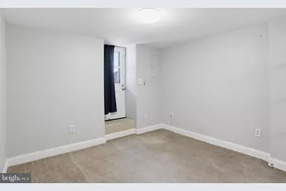 204 S East Avenue, Baltimore, MD 21224 - Photo 25