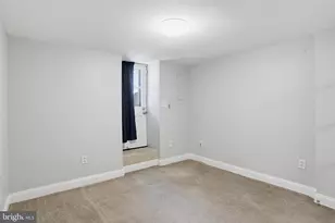 204 S East Ave, Baltimore, MD 21224 - Photo 25