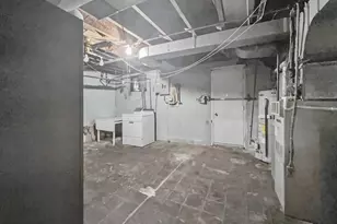 225 N Edgewood St, Baltimore, MD 21229 - Photo 25