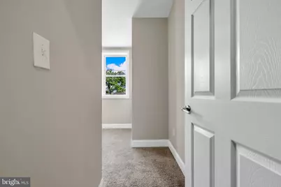 145 N Monastery Avenue, Baltimore, MD 21229 - Photo 17