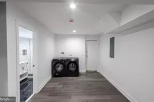 3905 8th St, Baltimore, MD 21225 - Photo 7
