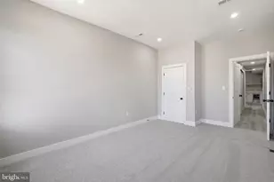 326 E 22nd St, Baltimore, MD 21218 - Photo 21