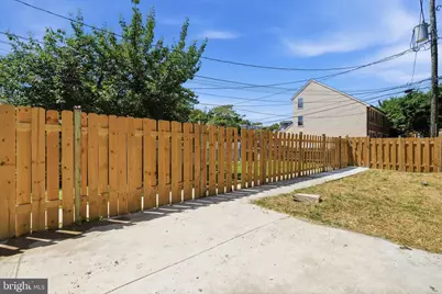 326 E 22nd Street, Baltimore, MD 21218 - Photo 35