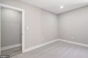 326 E 22nd St, Baltimore, MD 21218 - Photo 29