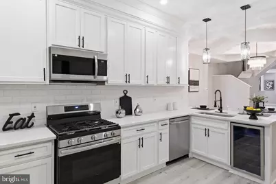 326 E 22nd Street, Baltimore, MD 21218 - Photo 11