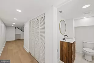 126 N Mount St, Baltimore, MD 21223 - Photo 29