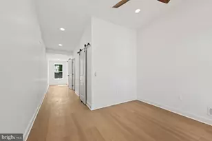 126 N Mount St, Baltimore, MD 21223 - Photo 25