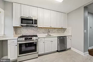 38 Upmanor Rd, Baltimore, MD 21229 - Photo 11