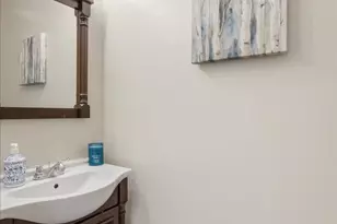 1224 E Eager St, Baltimore, MD 21202 - Photo 11