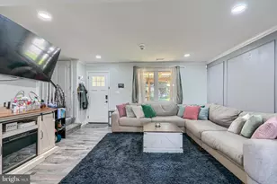 821 Wicklow Rd, Baltimore, MD 21229 - Photo 5