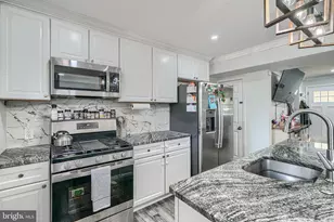 821 Wicklow Rd, Baltimore, MD 21229 - Photo 9