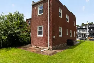 2643 Oswego Ave, Baltimore, MD 21215 - Photo 15