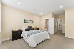 921 N Patterson Park Ave, Baltimore, MD 21205 - Photo 13