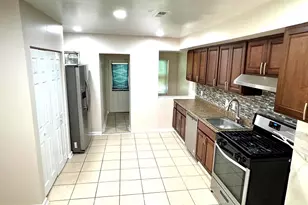 2627 Barclay St, Baltimore, MD 21218 - Photo 5
