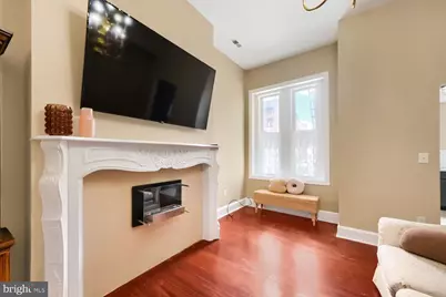 11 W Biddle #11B, Baltimore, MD 21201 - Photo 9