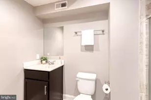 15 N Montford Ave, Baltimore, MD 21224 - Photo 27