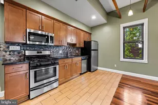 2204 Park Ave, Baltimore, MD 21217 - Photo 9