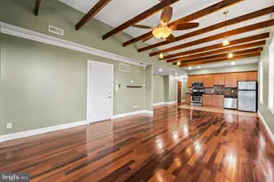 2204 Park Ave, Baltimore, MD 21217 - Photo 5