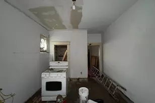 2327 W Lexington St, Baltimore, MD 21223 - Photo 11