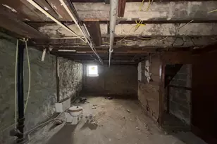2327 W Lexington St, Baltimore, MD 21223 - Photo 23