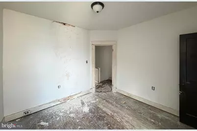2327 W Lexington Street, Baltimore, MD 21223 - Photo 15