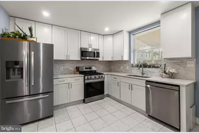 4 N East Avenue, Baltimore, MD 21224 - Photo 13