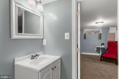 4 N East Avenue, Baltimore, MD 21224 - Photo 33