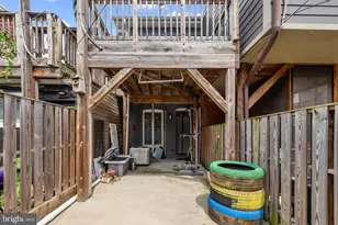 902 N Milton Ave, Baltimore, MD 21205 - Photo 27