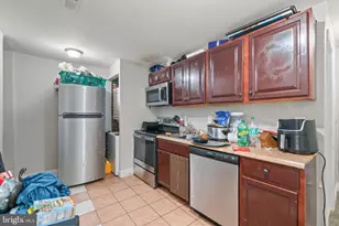 2405 Barclay St, Baltimore, MD 21218 - Photo 15