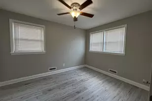 4331 Brehms Ln, Baltimore, MD 21206 - Photo 11
