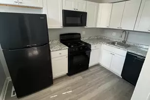 1100 Meridene Dr, Baltimore, MD 21239 - Photo 13