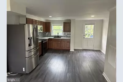 3818 W Bay Avenue #3818, Baltimore, MD 21225 - Photo 3
