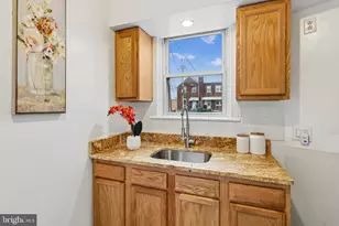 147 Denison St, Baltimore, MD 21229 - Photo 7