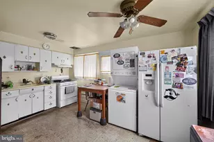 2729 Chesley Ave, Baltimore, MD 21234 - Photo 9