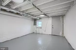 25 S Hilton St, Baltimore, MD 21229 - Photo 25