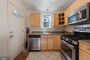 211 S Madeira St, Baltimore, MD 21231 - Photo 11