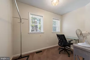 211 S Madeira St, Baltimore, MD 21231 - Photo 17