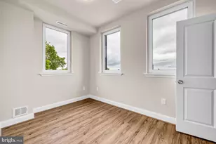 1129 Monroe Cir, Baltimore, MD 21225 - Photo 13
