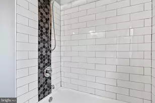 1015 Lyndhurst St, Baltimore, MD 21229 - Photo 29