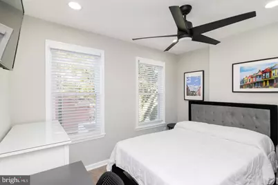 942 N Broadway, Baltimore, MD 21205 - Photo 13
