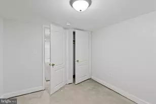 501 N Port St, Baltimore, MD 21205 - Photo 33