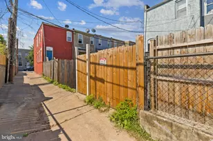 501 N Port St, Baltimore, MD 21205 - Photo 39