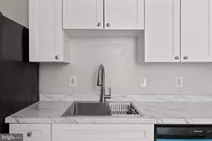 501 N Port St, Baltimore, MD 21205 - Photo 11