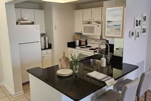 23 Pierside Dr, Baltimore, MD 21230 - Photo 5