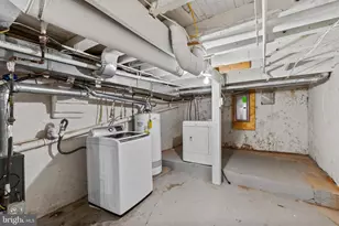 224 N Port St, Baltimore, MD 21224 - Photo 27
